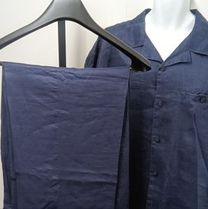 Steve Harvey's two piece outfit , 38/30